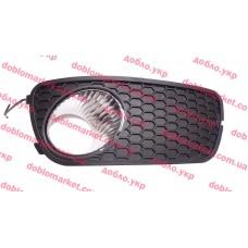 Решітка під протитуманну фару права Albea Siena 2002-2012 (з отвором) Виробник BIRLIK, Виробник: FIAT, OE: 51703146, 51715992