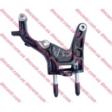 Кронштейн лівої опори двигуна 1.3MJTD Doblo 2009-2015, Doblo 2015-2023, Виробник: FIAT, OE: 51927114, 51802092